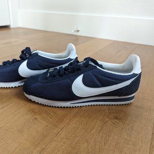 Nike Classic Cortez Nylon Navy/White Women's 6.5